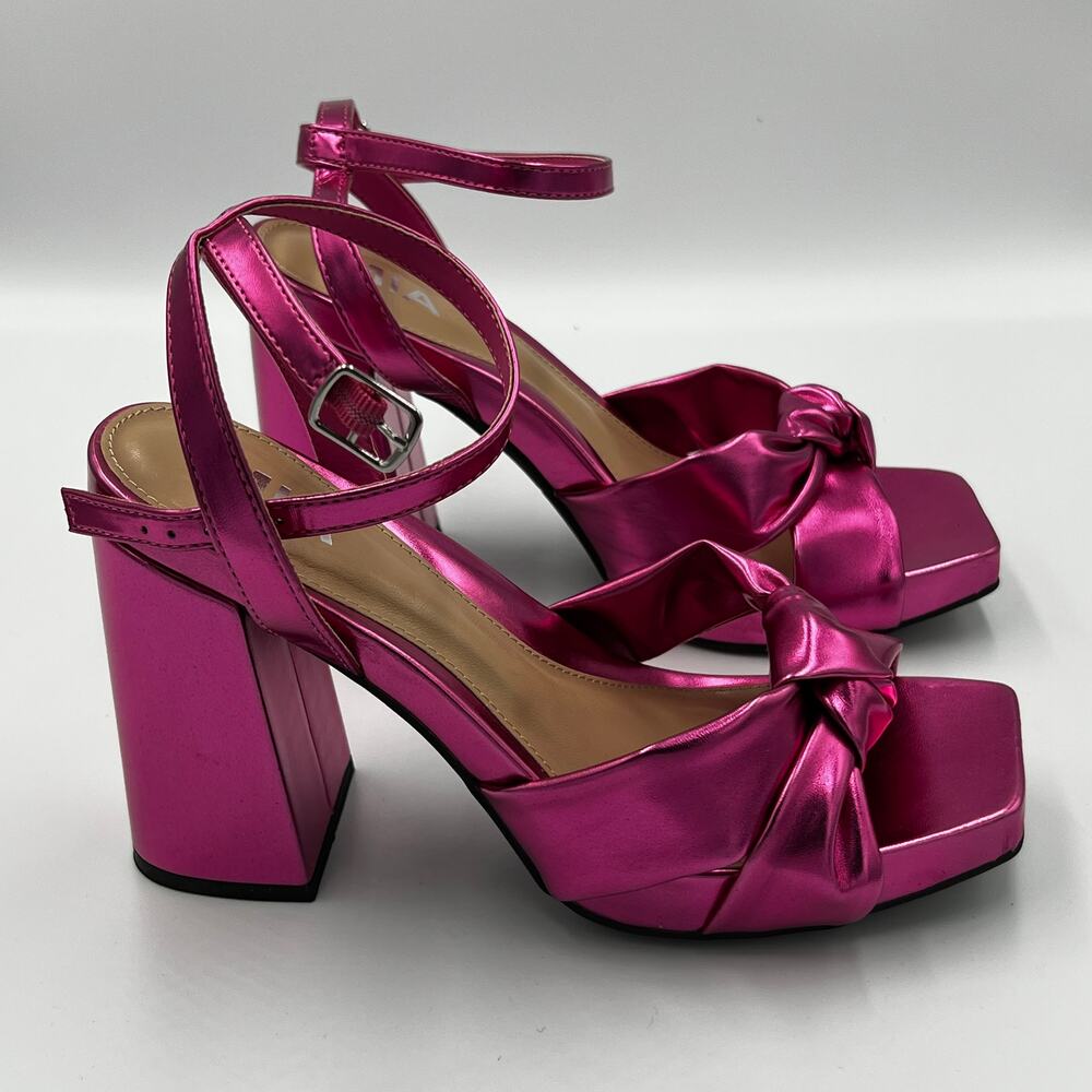 NWB MIA Esma Square Toe Heeled Sandals Metallic Pink Women's Size 8.5M